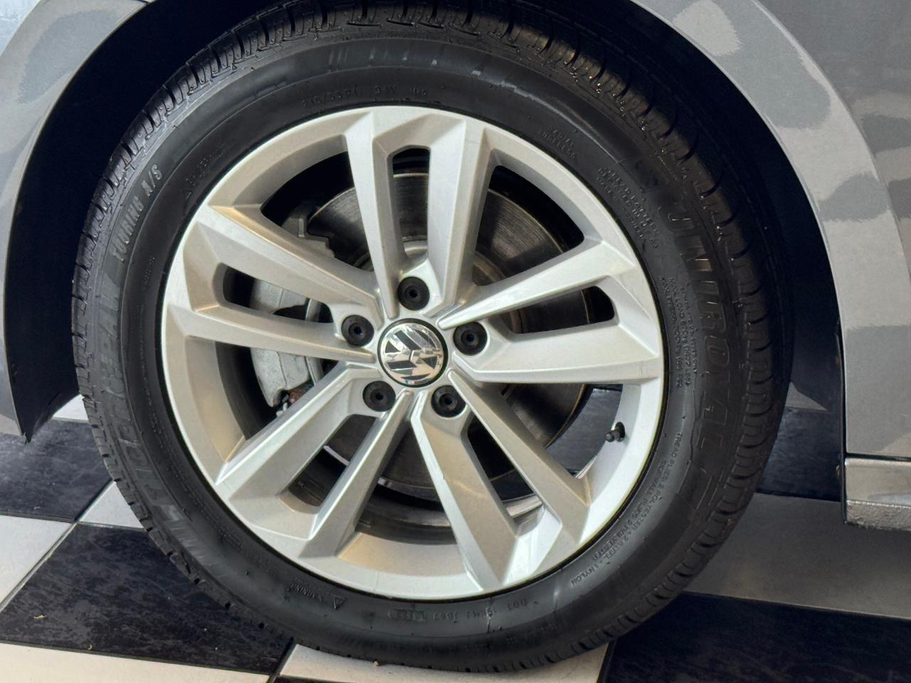 2021 Volkswagen Passat Highline+Adaptive Cruise+LKA+CLEAN CARFAX Photo120