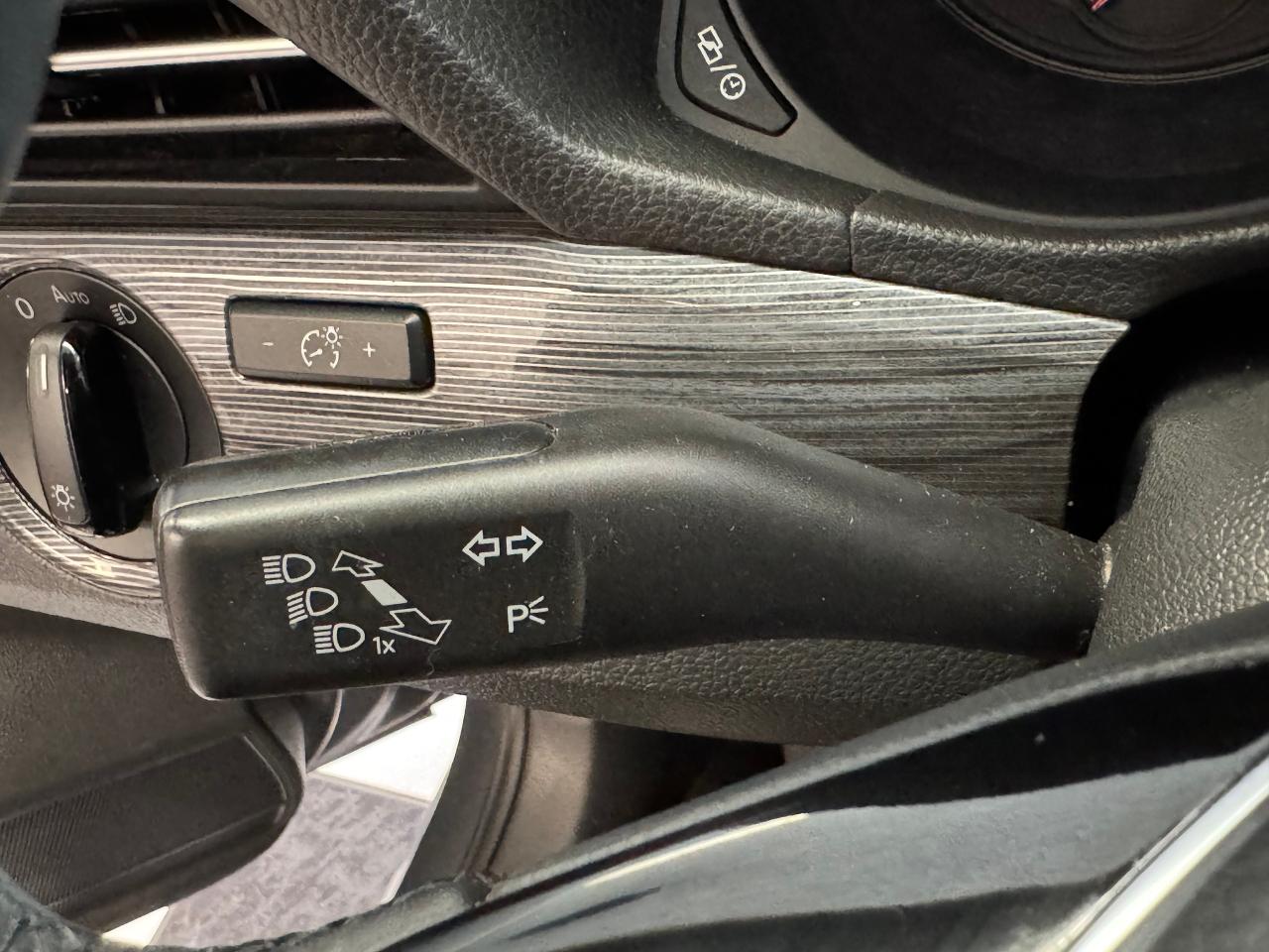 2021 Volkswagen Passat Highline+Adaptive Cruise+LKA+CLEAN CARFAX - Photo #48