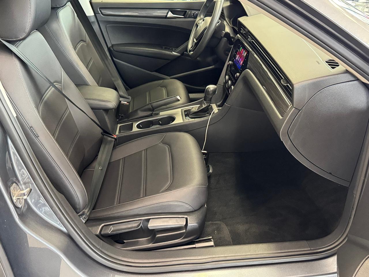 2021 Volkswagen Passat Highline+Adaptive Cruise+LKA+CLEAN CARFAX - Photo #24