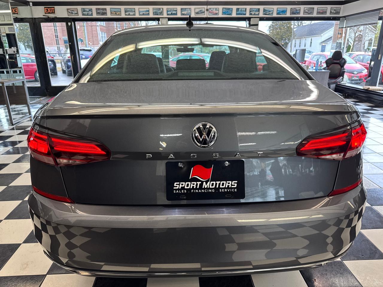 2021 Volkswagen Passat Highline+Adaptive Cruise+LKA+CLEAN CARFAX - Photo #8