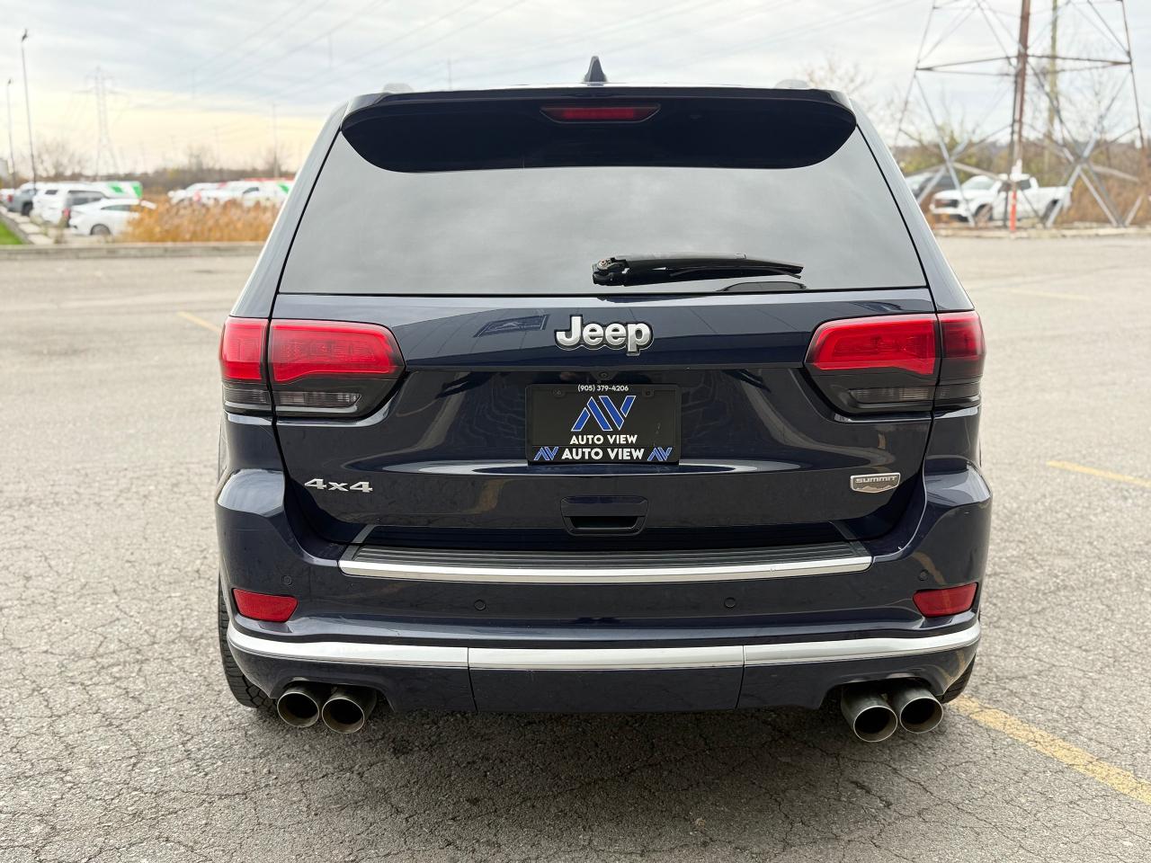 2017 Jeep Grand Cherokee Summit **FULLY LOADED MODEL** - Photo #6