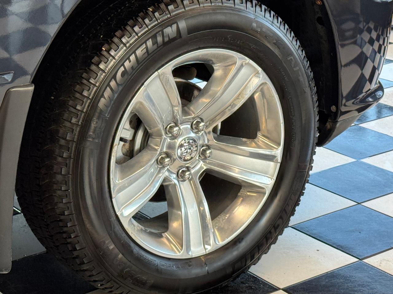2014 RAM 1500 SPORT 5.7L V8 4x4+Roof+Rust Proofed+CLEAN CARFAX Photo59