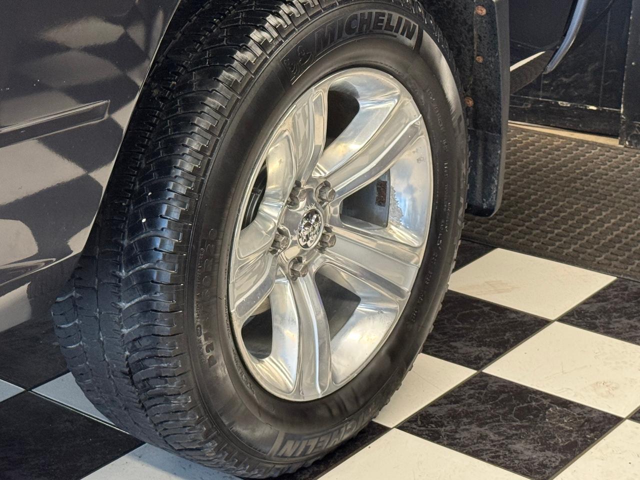 2014 RAM 1500 SPORT 5.7L V8 4x4+Roof+Rust Proofed+CLEAN CARFAX - Photo #57