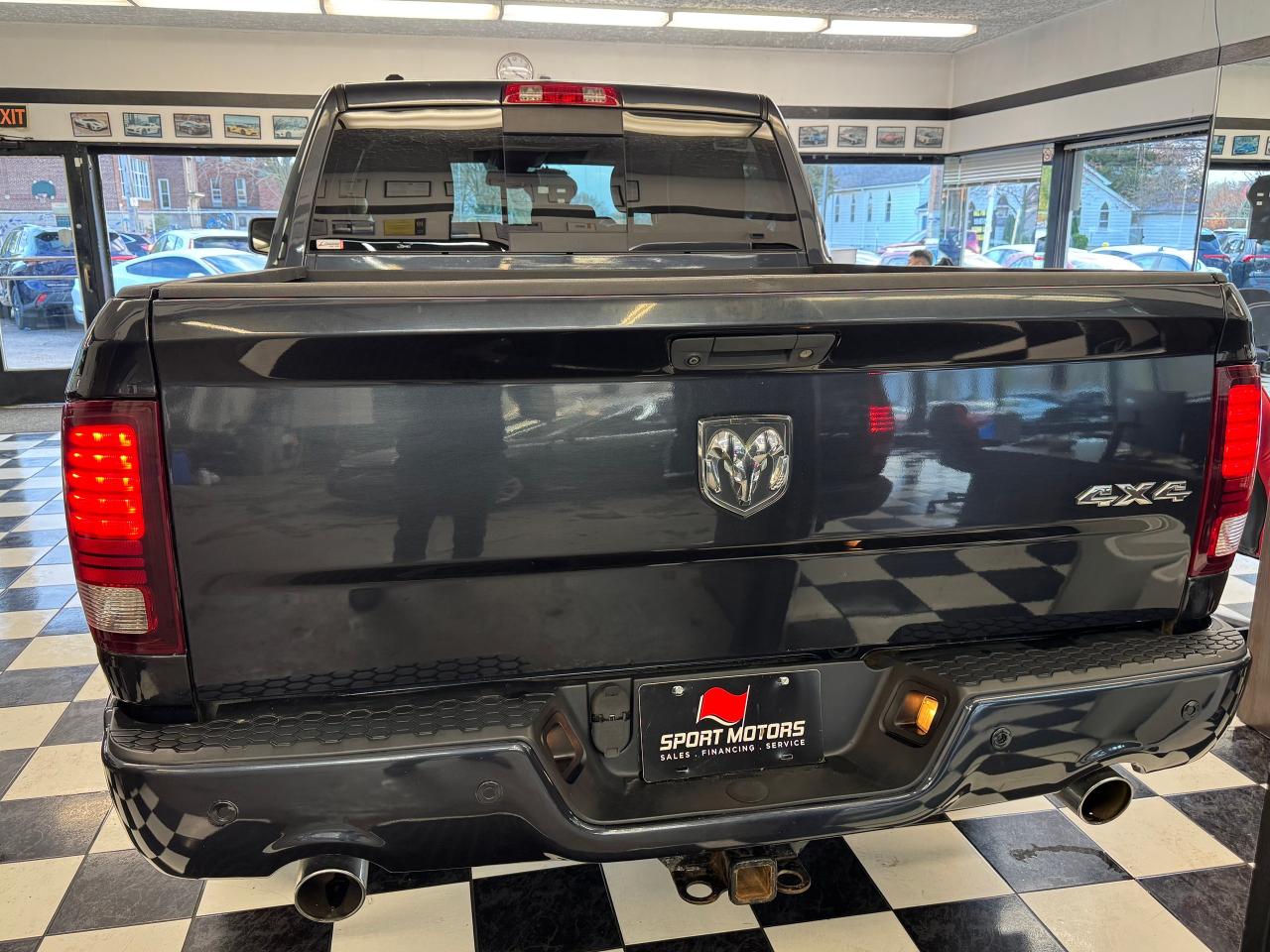 2014 RAM 1500 SPORT 5.7L V8 4x4+Roof+Rust Proofed+CLEAN CARFAX Photo7
