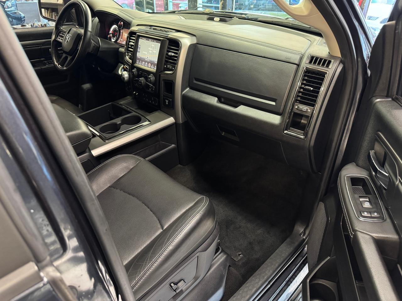 2014 RAM 1500 SPORT 5.7L V8 4x4+Roof+Rust Proofed+CLEAN CARFAX Photo23
