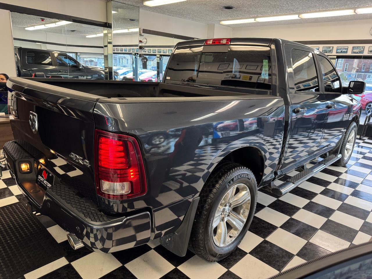 2014 RAM 1500 SPORT 5.7L V8 4x4+Roof+Rust Proofed+CLEAN CARFAX - Photo #8