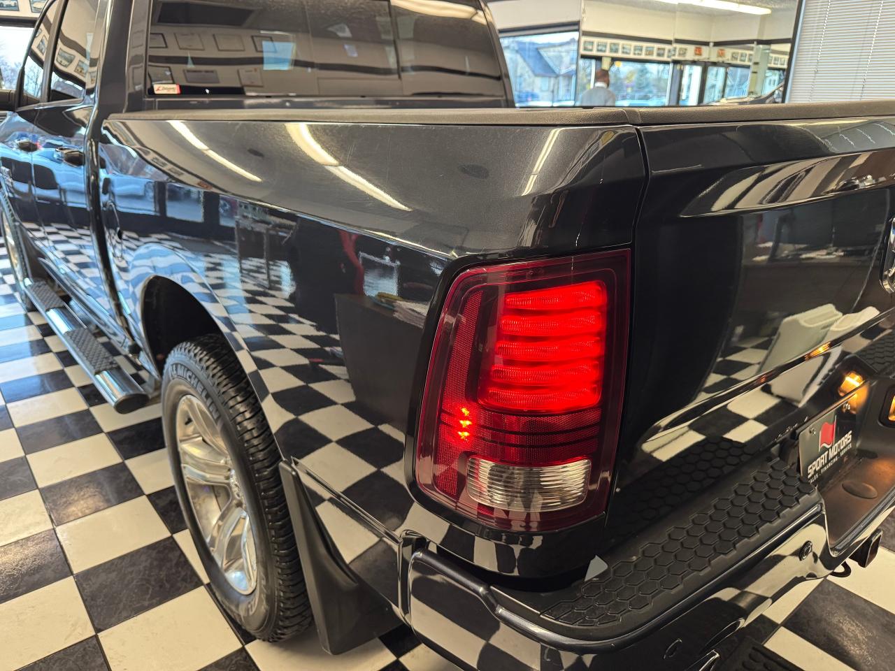 2014 RAM 1500 SPORT 5.7L V8 4x4+Roof+Rust Proofed+CLEAN CARFAX - Photo #39