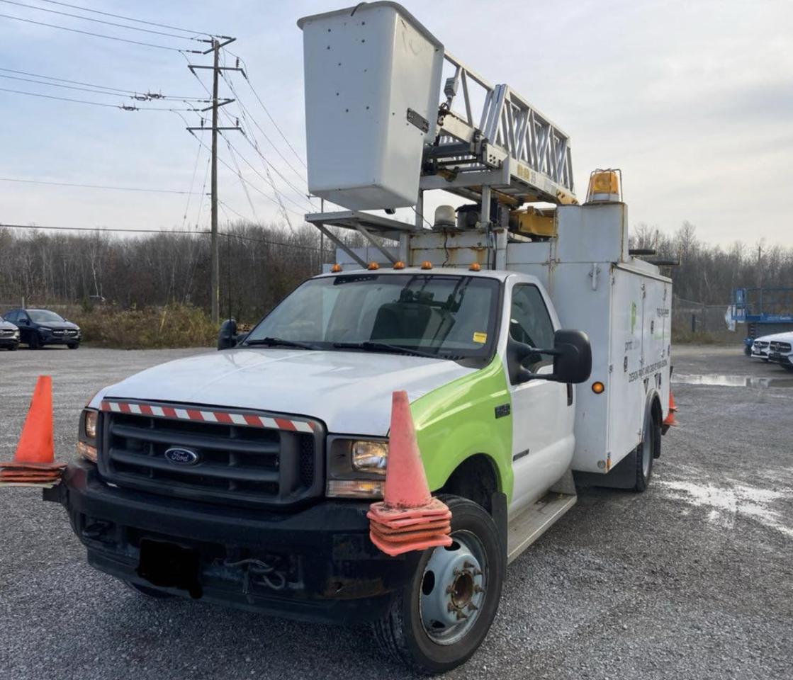 Used 2003 Ford F-450 Super Duty DRW WB CA for sale in Stoney Creek, ON