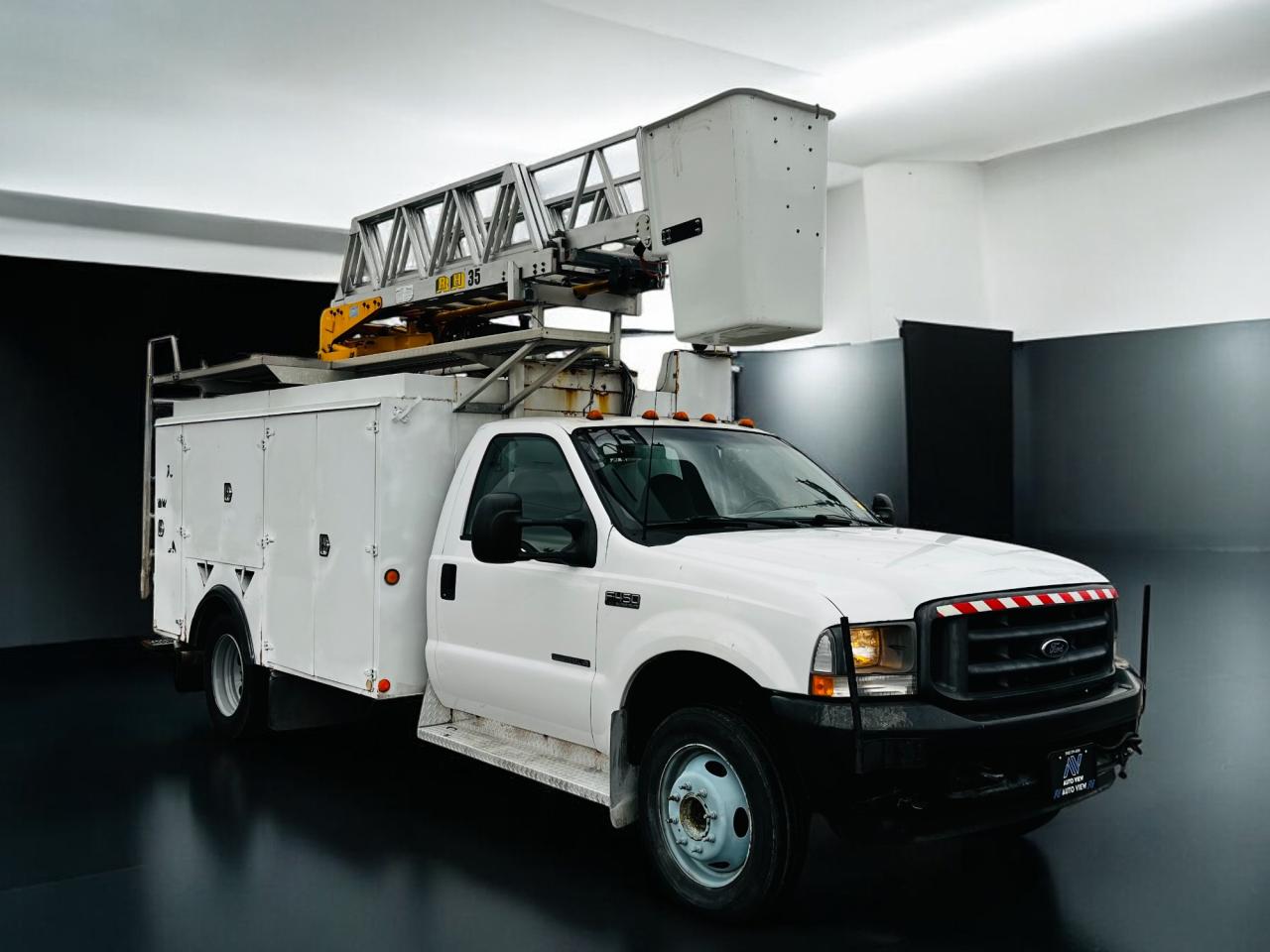 2003 Ford F-450 Super Duty DRW **BUCKET TRUCK**35' BOOM** - Photo #3