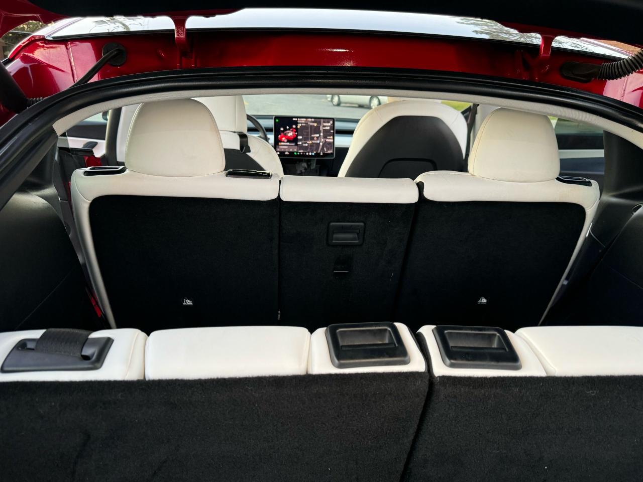 2021 Tesla Model Y LONG RANGE - Photo #13