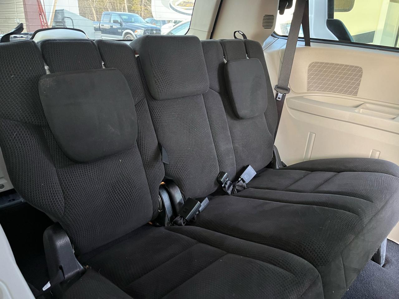 2016 Dodge Grand Caravan SXT - Photo #17
