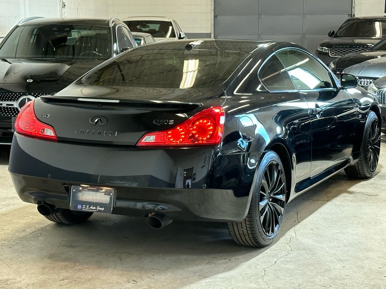 2014 Infiniti Q60 S AWD COUPE|NAV|BACKUPCAM|BOSE|CLEAN CARFAX| - Photo #4