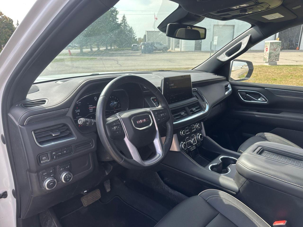 2023 GMC Yukon SLT - DURAMAX - Photo #11
