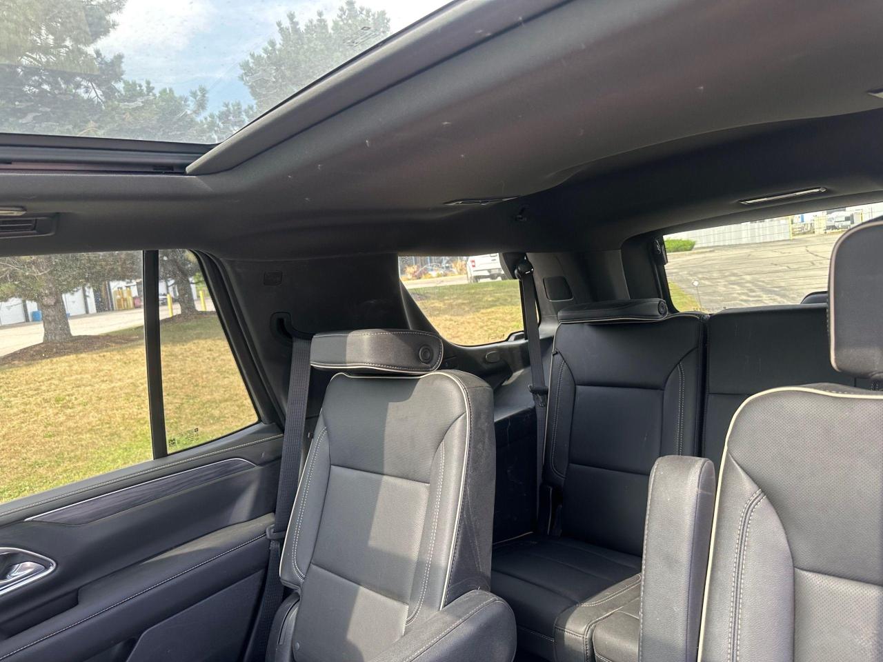 2023 GMC Yukon SLT - DURAMAX - Photo #12