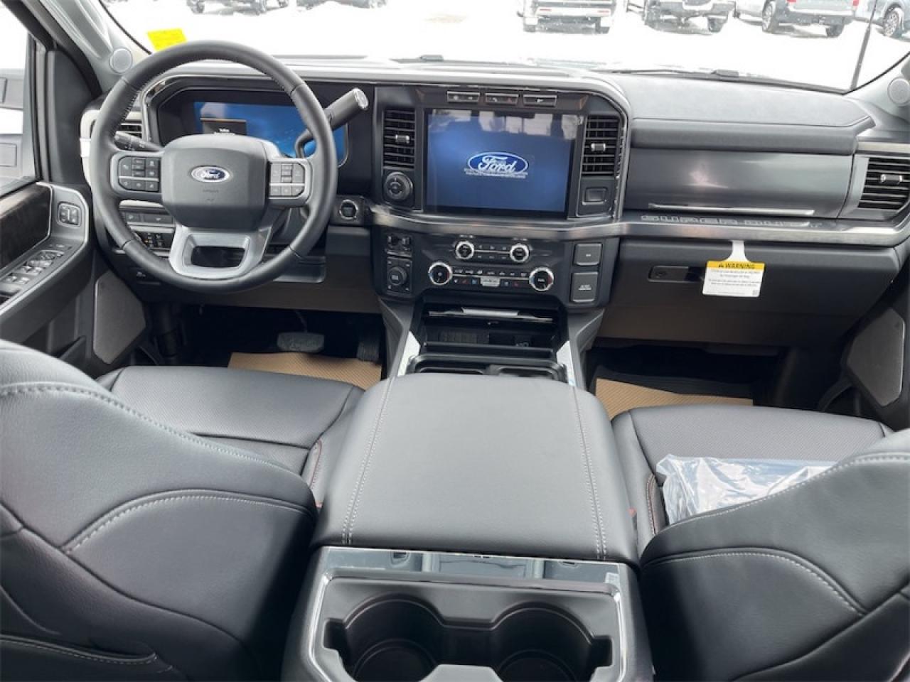 2024 Ford F-350 Super Duty Lariat  - Leather Seats Photo5