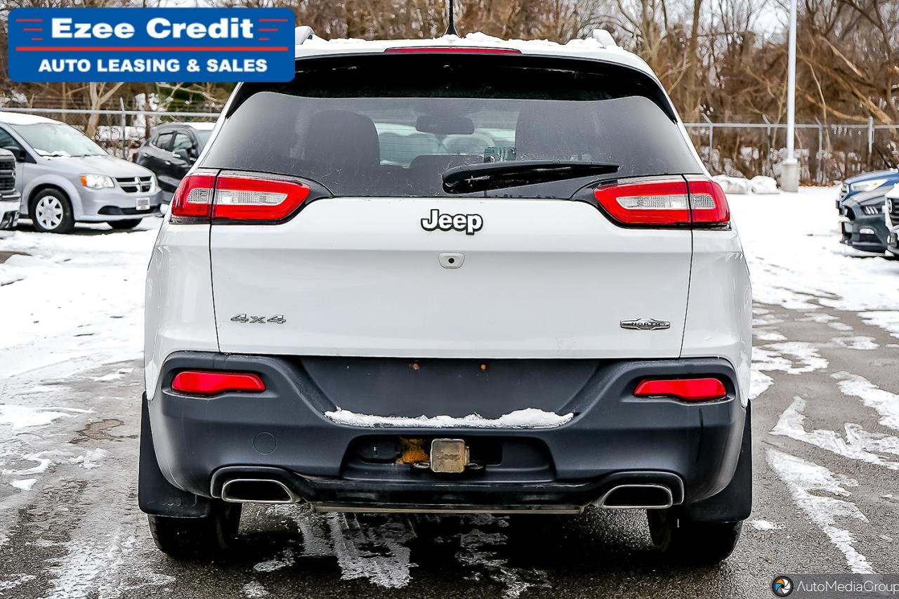 2017 Jeep Cherokee North Photo5