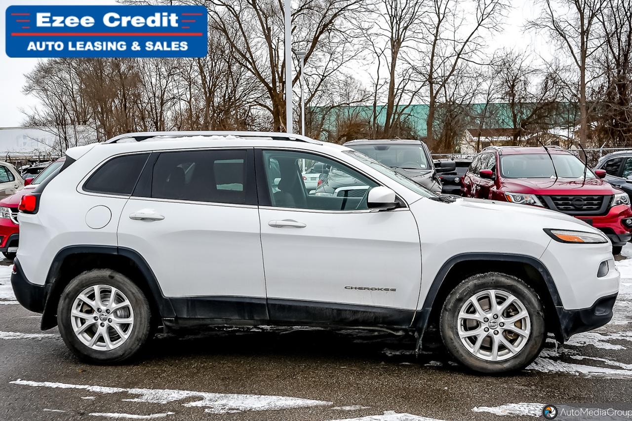 2017 Jeep Cherokee North Photo3