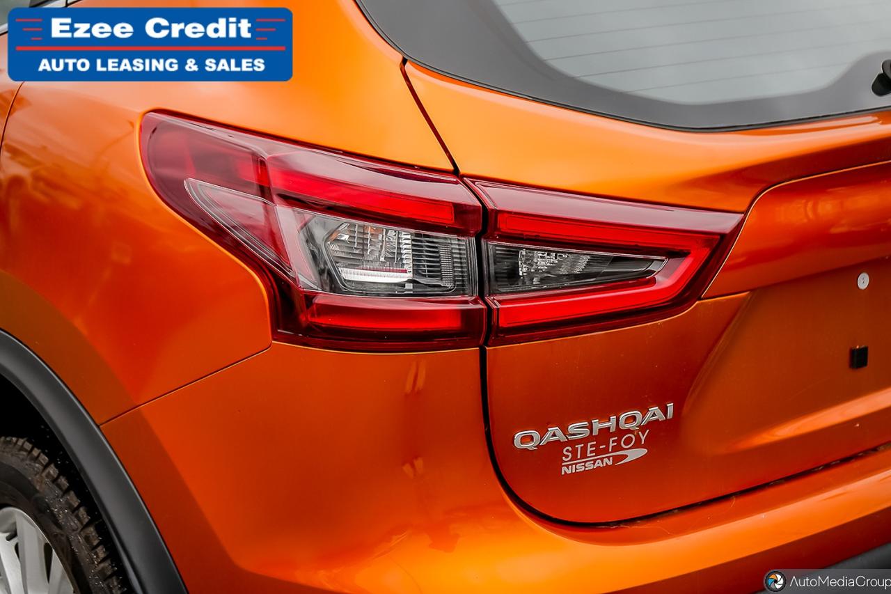 2020 Nissan Qashqai SV Photo10