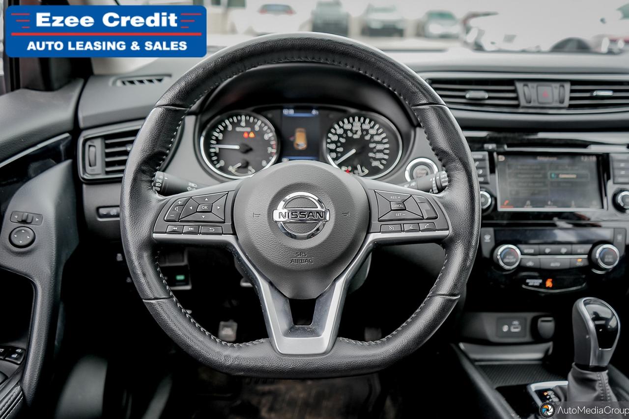 2020 Nissan Qashqai SV Photo19