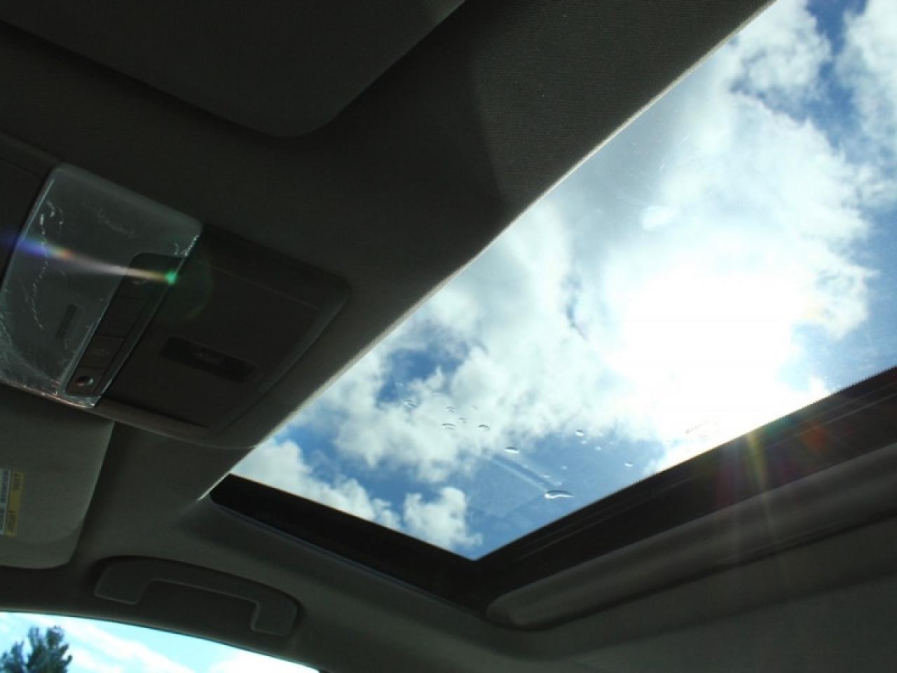 2025 Nissan Altima SR  - Sunroof -  Navigation Photo