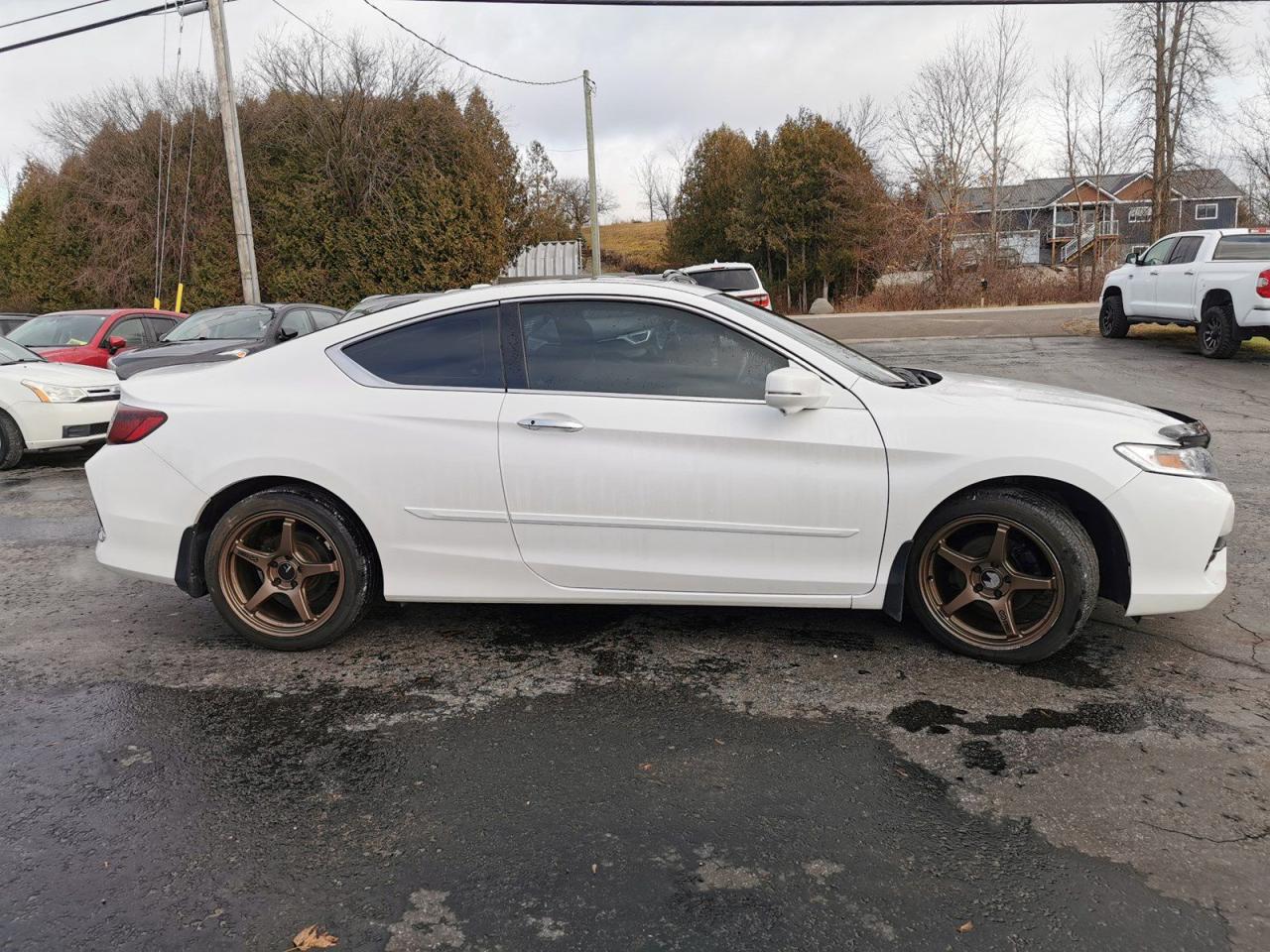 2016 Honda Accord EX COUPE - Photo #6