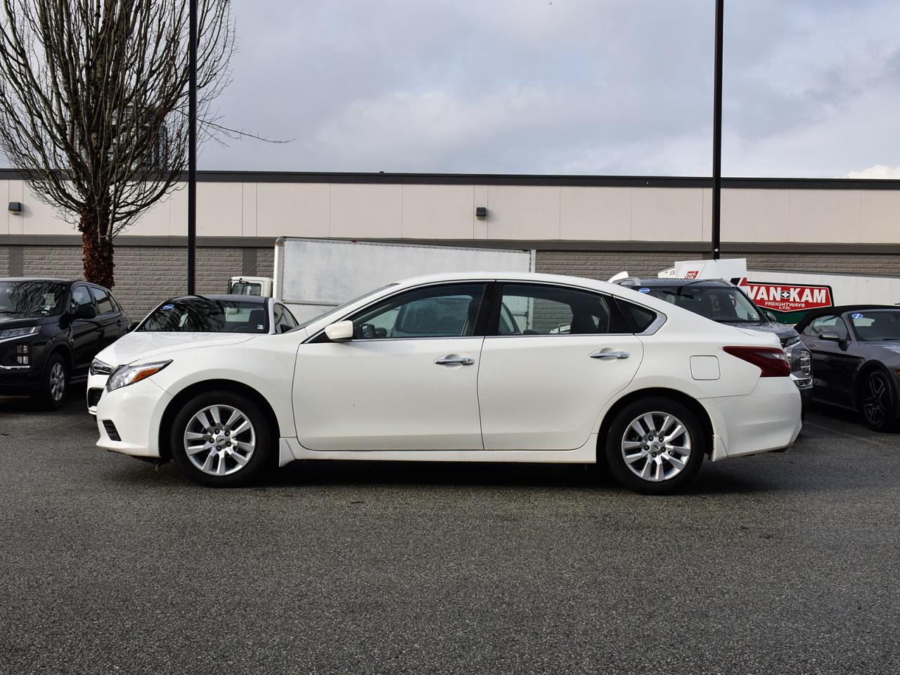 Used 2018 Nissan Altima SV - Heated Seats, Power Drivers Seat, BlueTooth for sale in Coquitlam, BC