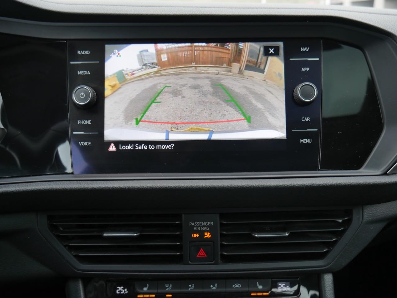 2021 Volkswagen Jetta SEL - Photo #10