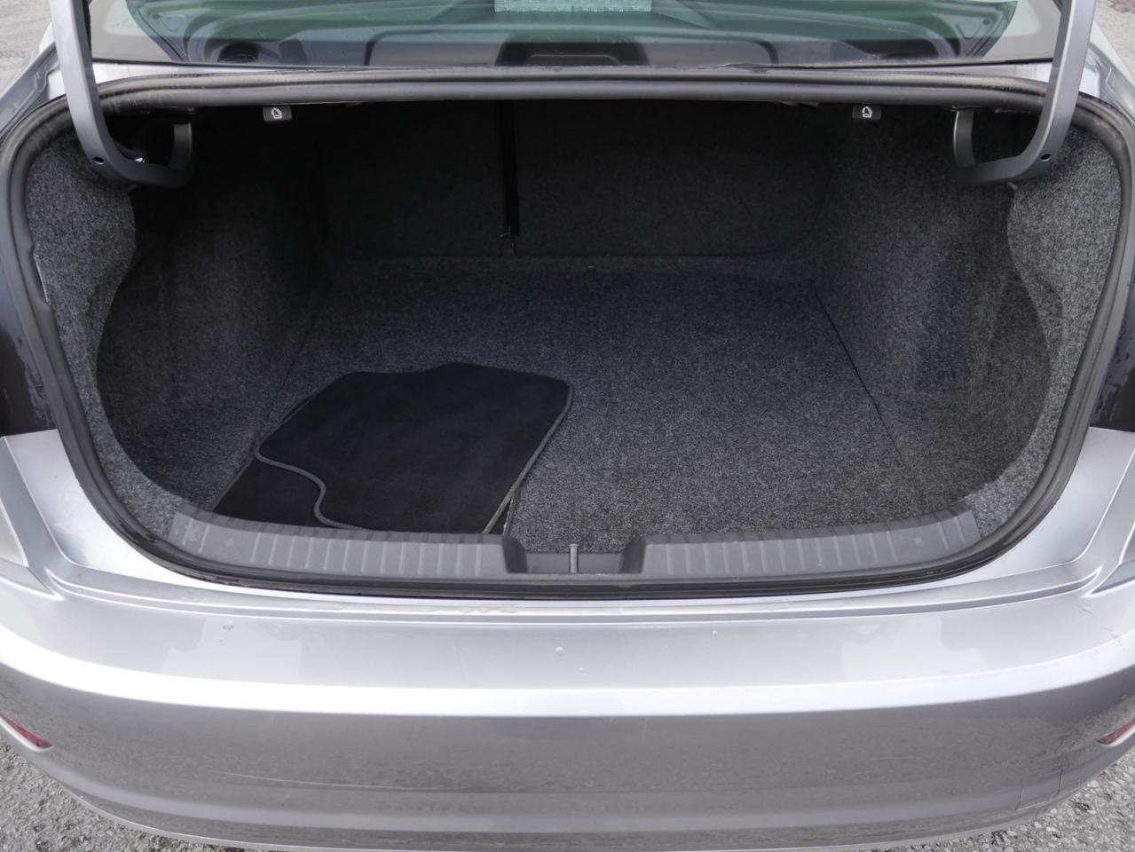 2021 Volkswagen Jetta SEL - Photo #28