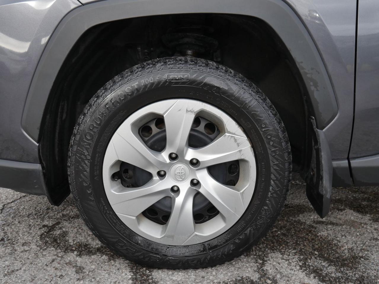 2021 Toyota RAV4 LE - Photo #8