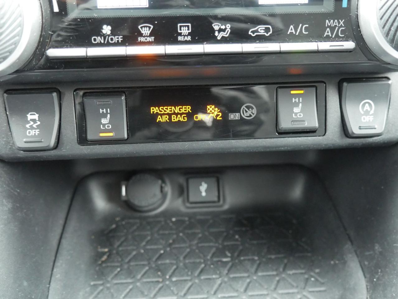 2021 Toyota RAV4 LE - Photo #15
