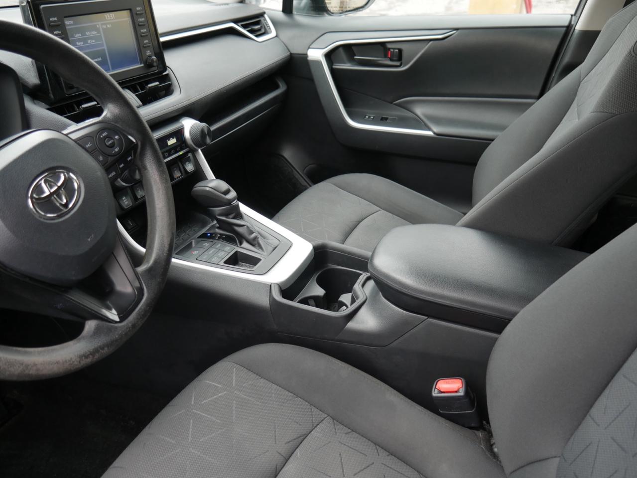 2021 Toyota RAV4 LE - Photo #19