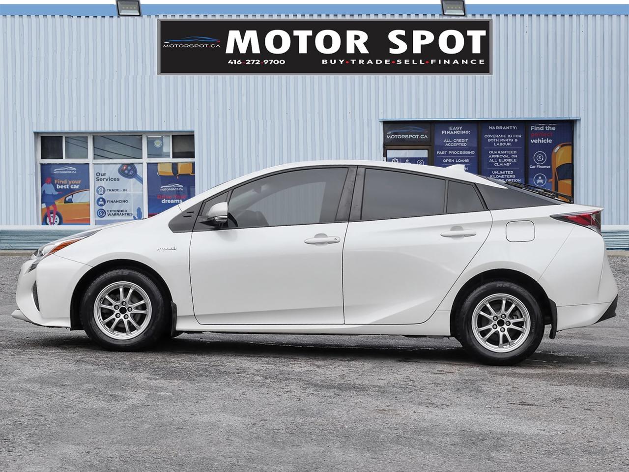 2018 Toyota Prius TECHNOLOGY AUTO - Photo #3