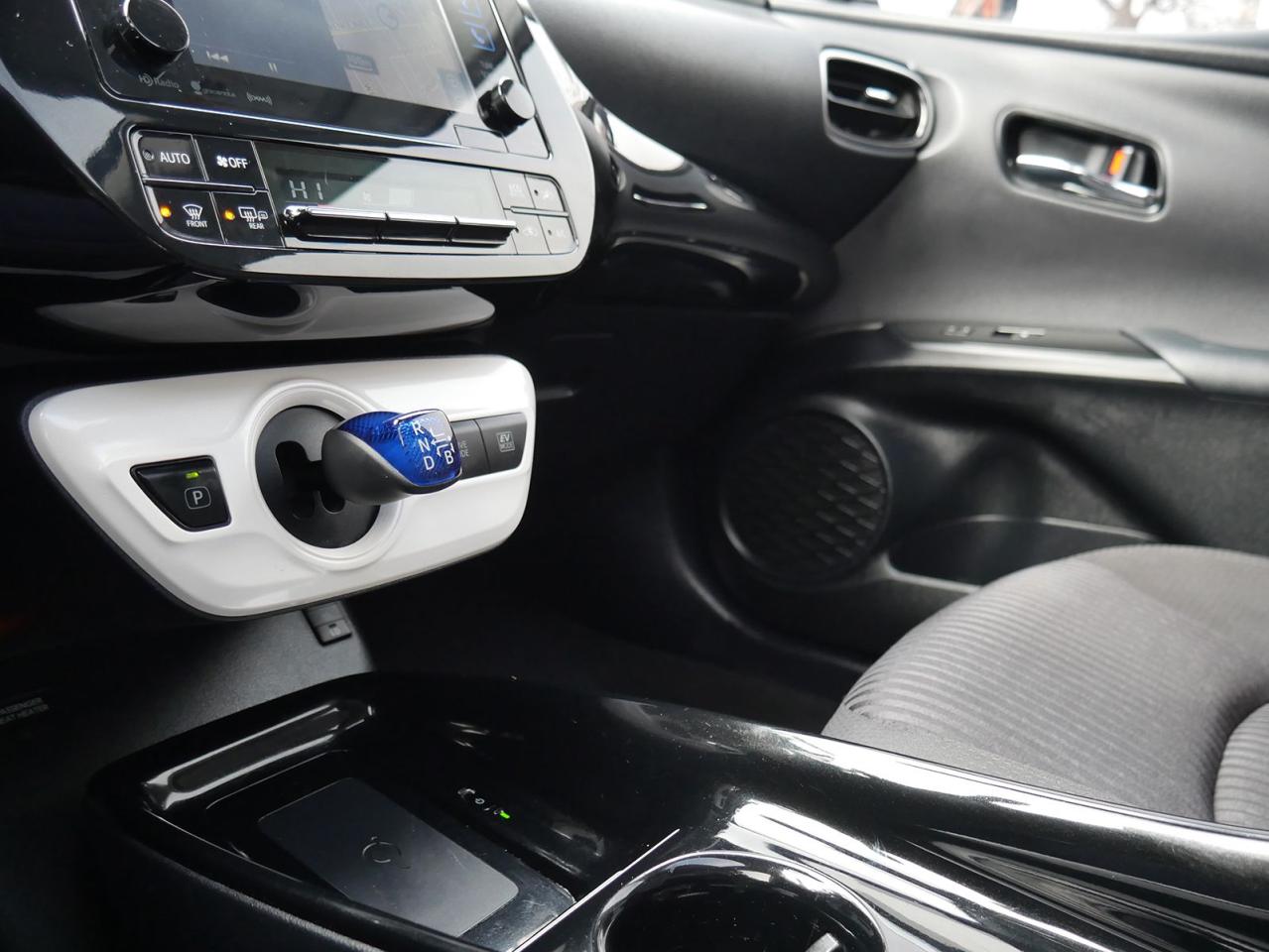 2018 Toyota Prius TECHNOLOGY AUTO - Photo #16