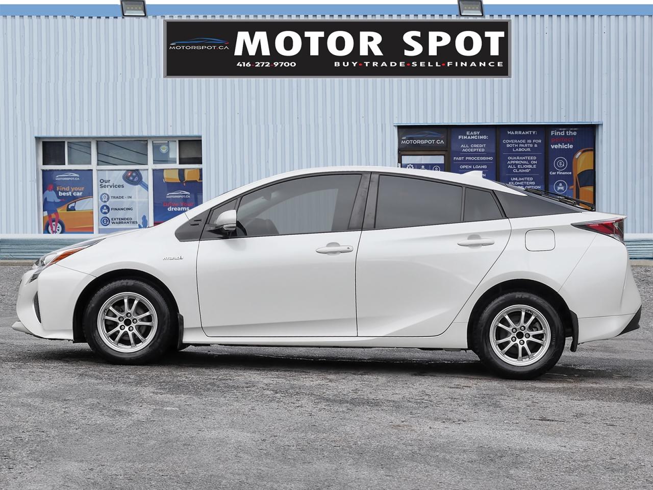 2018 Toyota Prius TECHNOLOGY AUTO - Photo #3