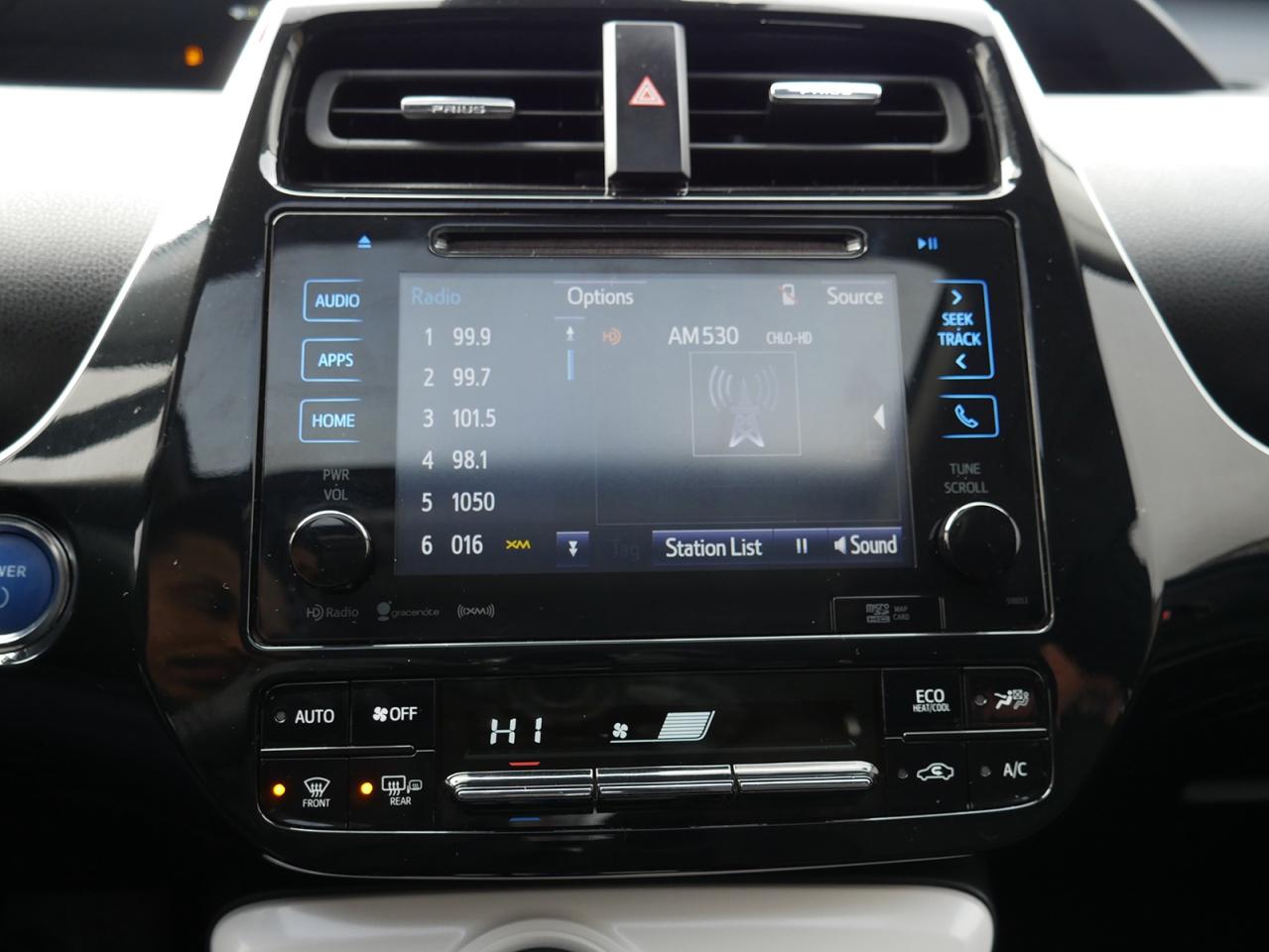 2018 Toyota Prius TECHNOLOGY AUTO - Photo #12