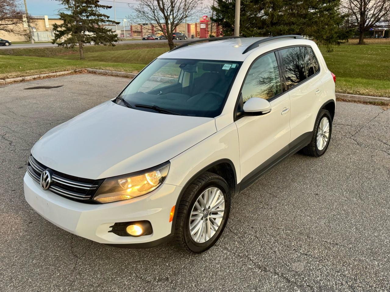 Used 2016 Volkswagen Tiguan AWD-Certified for sale in Gloucester, ON