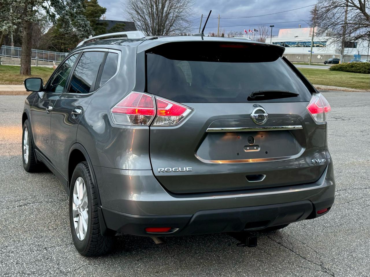 2016 Nissan Rogue SV- CERTIFIED - Photo #8
