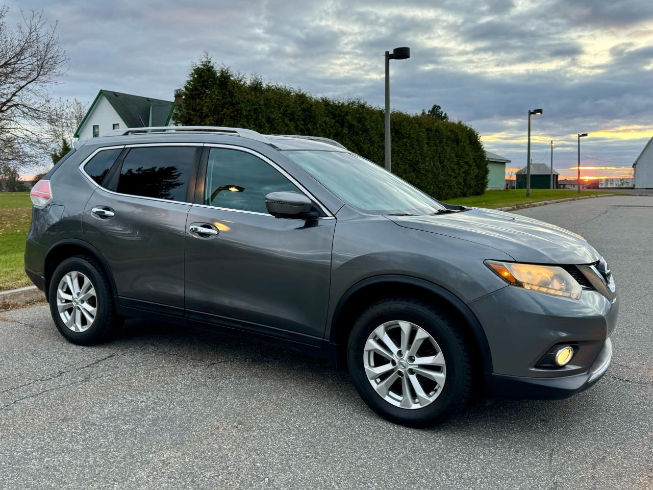 2016 Nissan Rogue SV- CERTIFIED - Photo #20