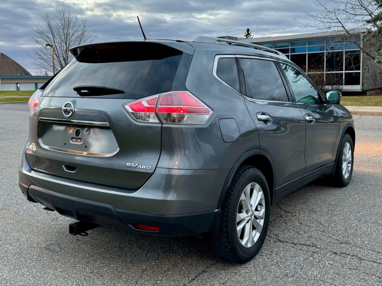 2016 Nissan Rogue SV- CERTIFIED - Photo #15