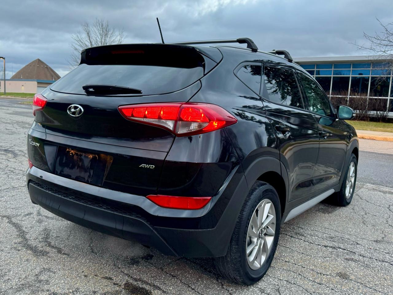 2017 Hyundai Tucson 2.0L -AWD - Photo #5