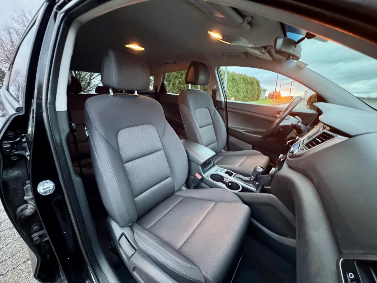 2017 Hyundai Tucson 2.0L -AWD - Photo #8