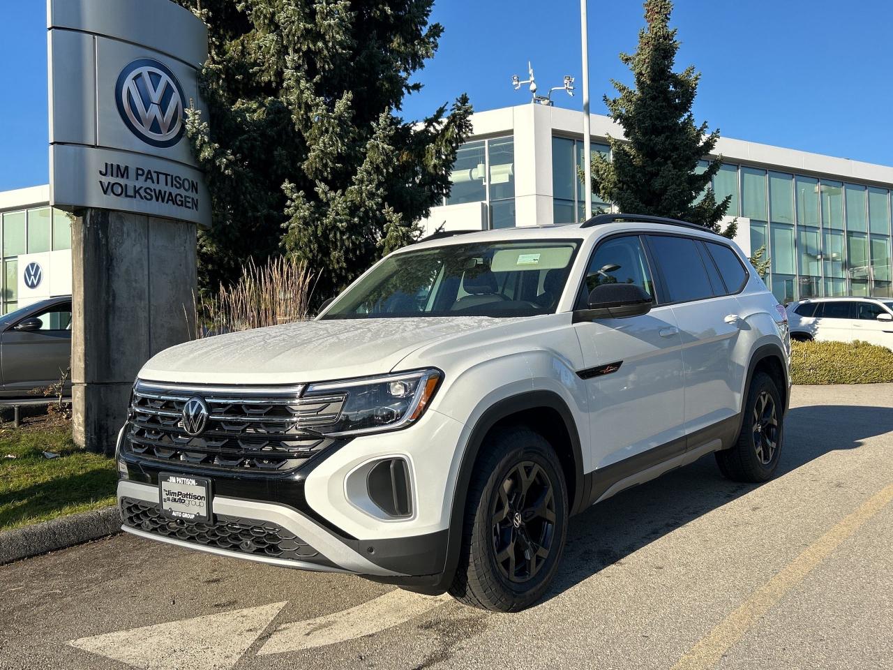 New 2025 Volkswagen Atlas Peak Edition 2.0 TSI 4MOTION for sale in Surrey, BC