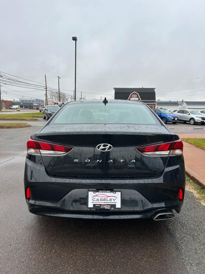 2019 Hyundai Sonata ESSENTIAL - Photo #5