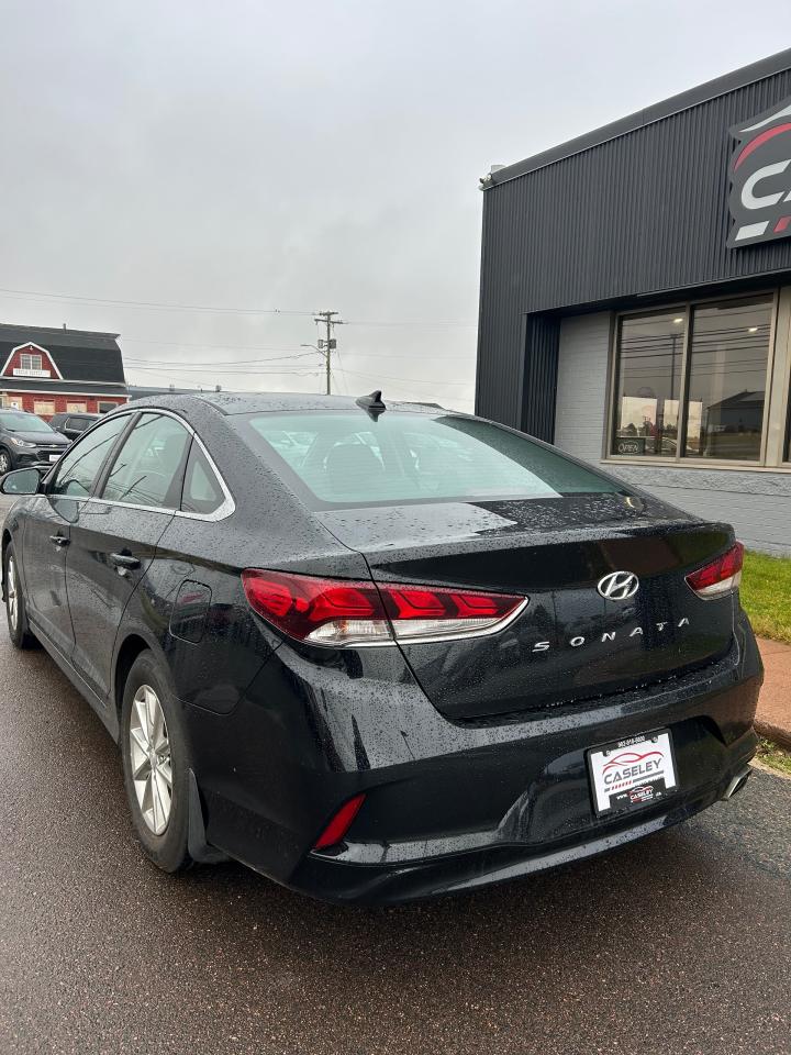 2019 Hyundai Sonata ESSENTIAL - Photo #6