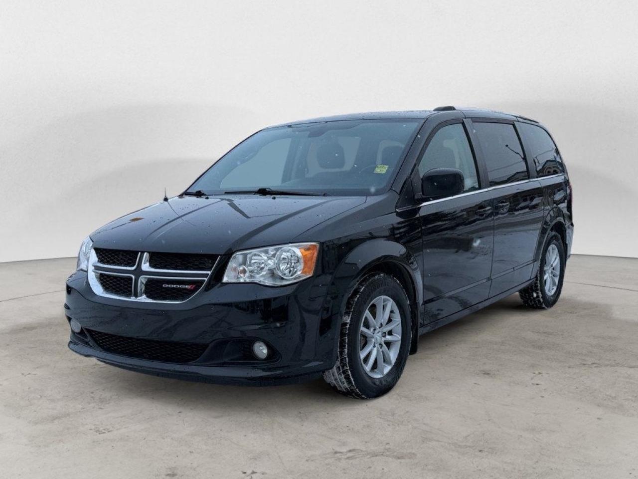 Used 2019 Dodge Grand Caravan SXT Premium Plus|LOCAL|LEATHER|BACK UP CAMERA| for sale in Winnipeg, MB