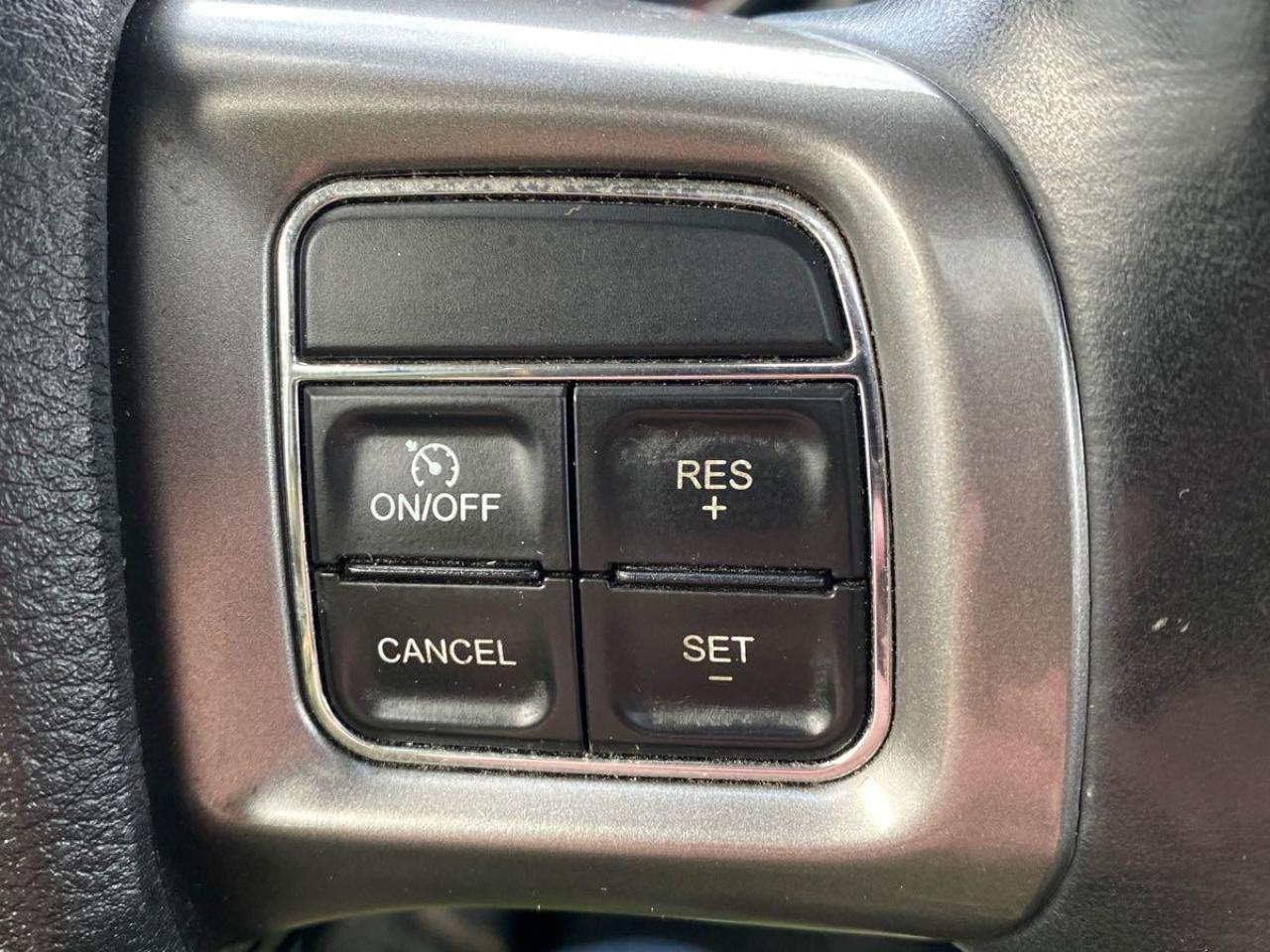 2018 Dodge Journey Crossroads AWD 7pass Photo17