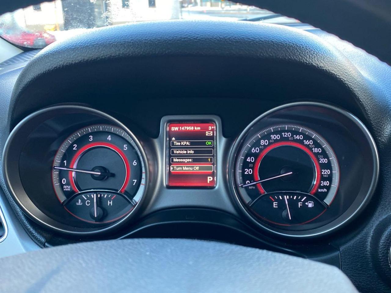2018 Dodge Journey Crossroads AWD 7pass Photo10