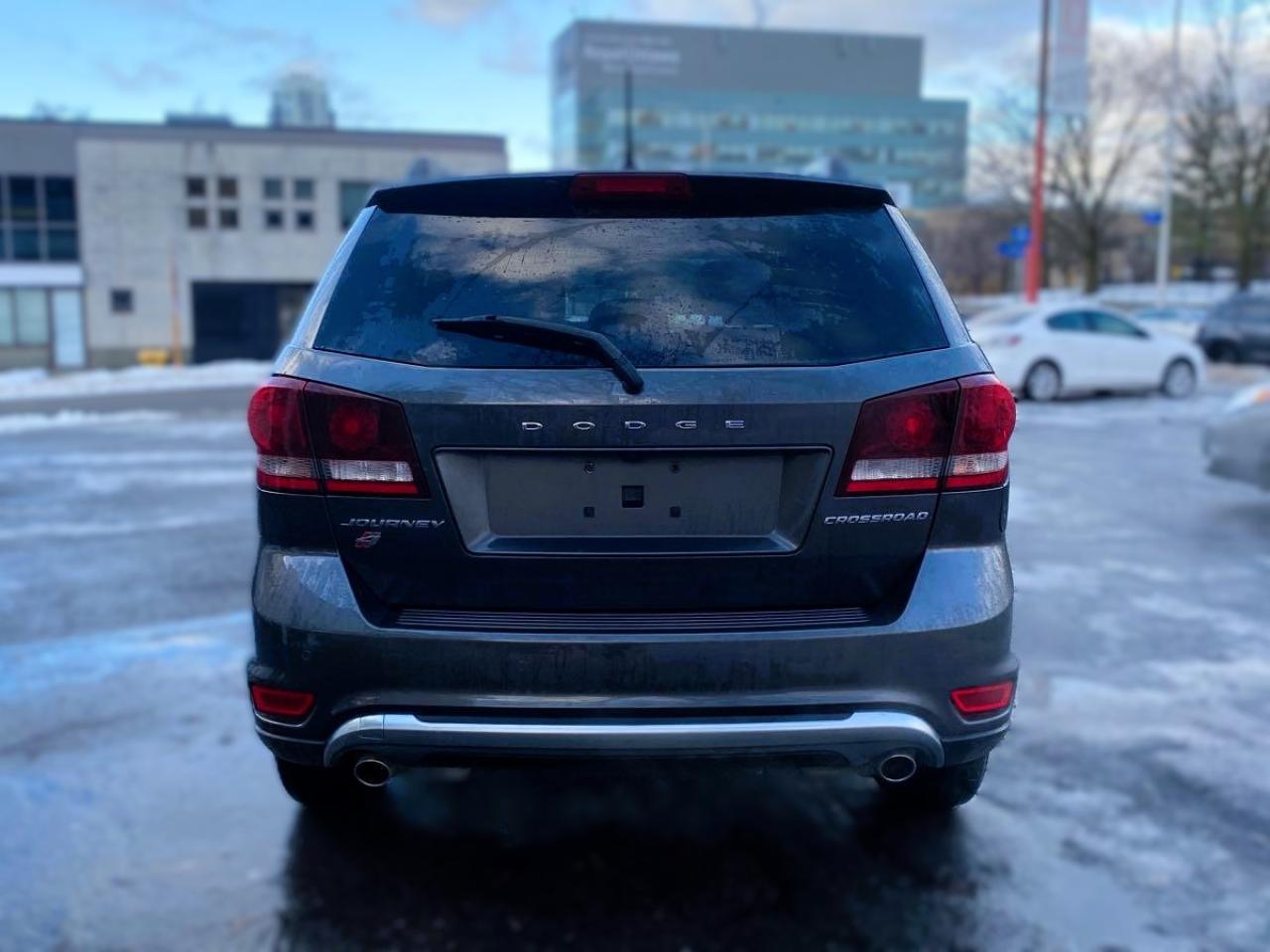 2018 Dodge Journey Crossroads AWD 7pass Photo4
