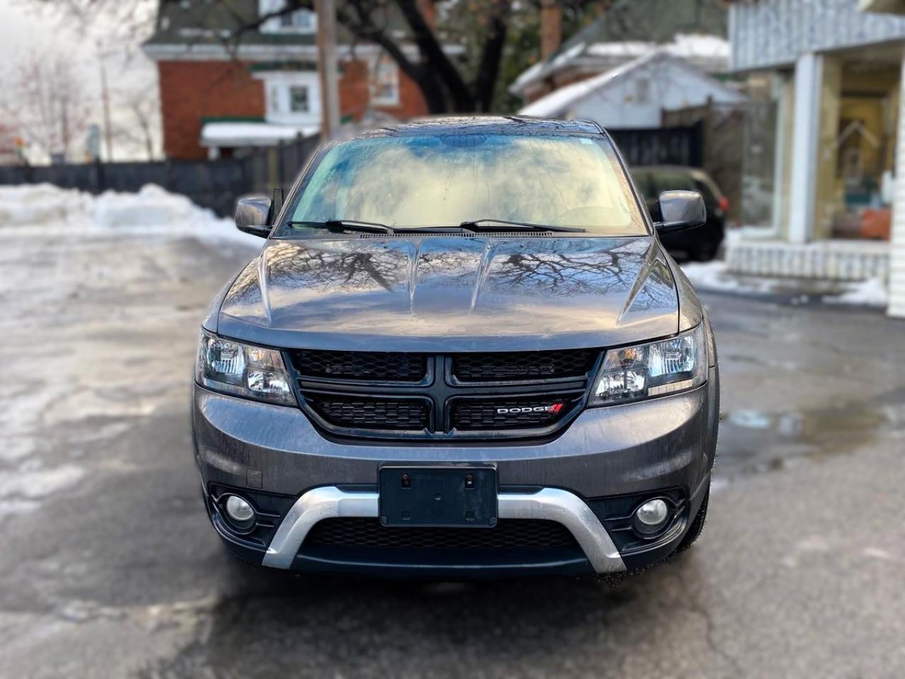 2018 Dodge Journey Crossroads AWD 7pass Photo2