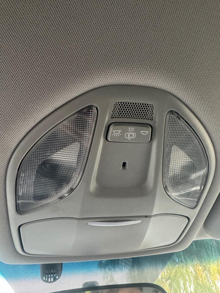 2018 Hyundai Santa Fe Sport 2.4L FWD - Photo #14